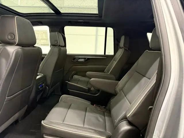 2026 Chevrolet Suburban Premier, 4WD