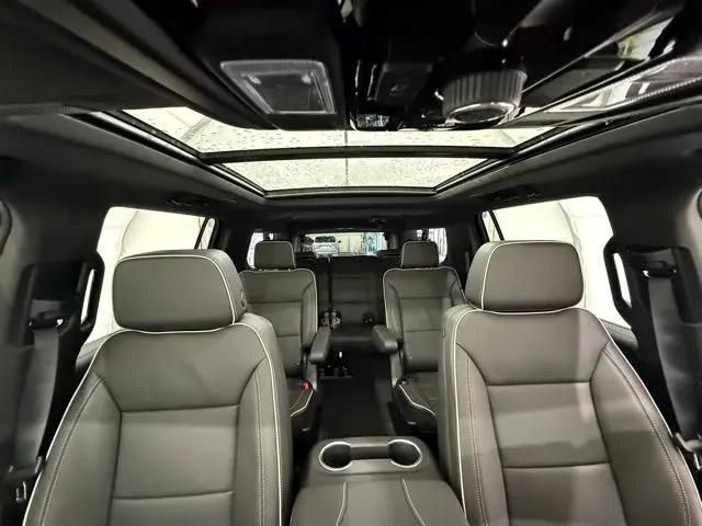 2026 Chevrolet Suburban Premier, 4WD