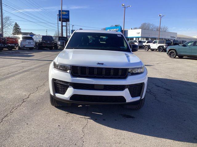 2026 Jeep Grand Cherokee Altitude 4x4