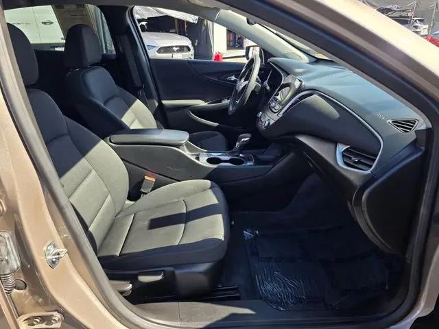 2024 Chevrolet Malibu FWD 1FL