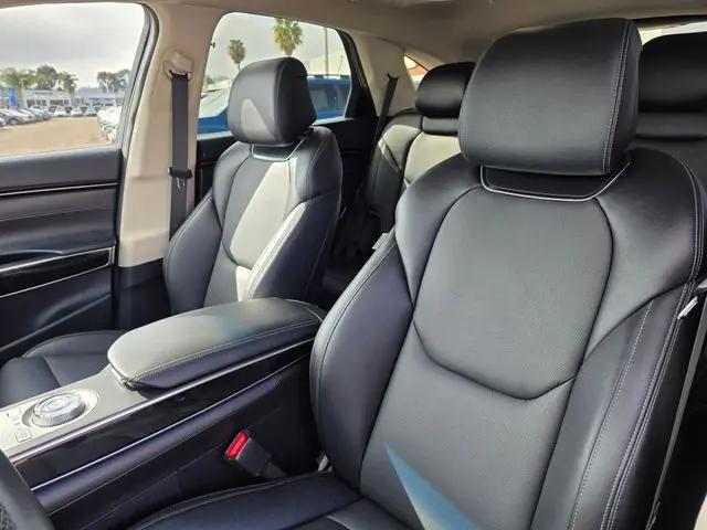 2025 Genesis GV70 2.5T AWD