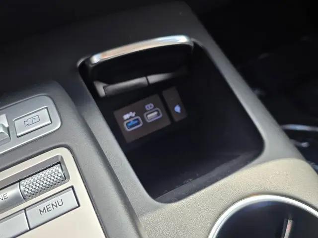 2025 Genesis GV70 2.5T AWD