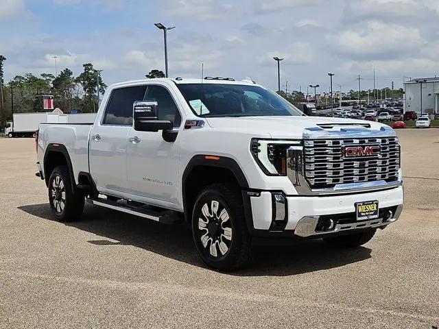 2026 GMC Sierra 2500HD Crew Cab, Standard Bed, Denali, 4WD