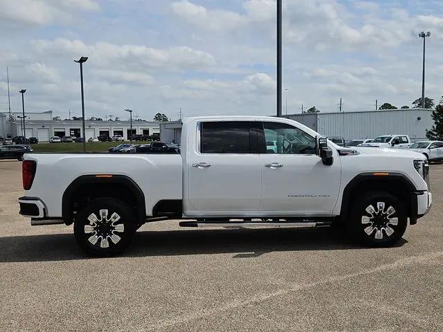 2026 GMC Sierra 2500HD Crew Cab, Standard Bed, Denali, 4WD