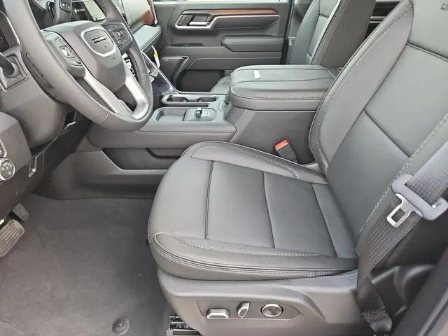 2026 GMC Sierra 2500HD Crew Cab, Standard Bed, Denali, 4WD