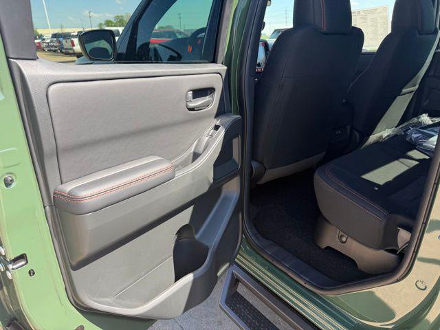 2026 Nissan Frontier Crew Cab PRO-4X 4x4