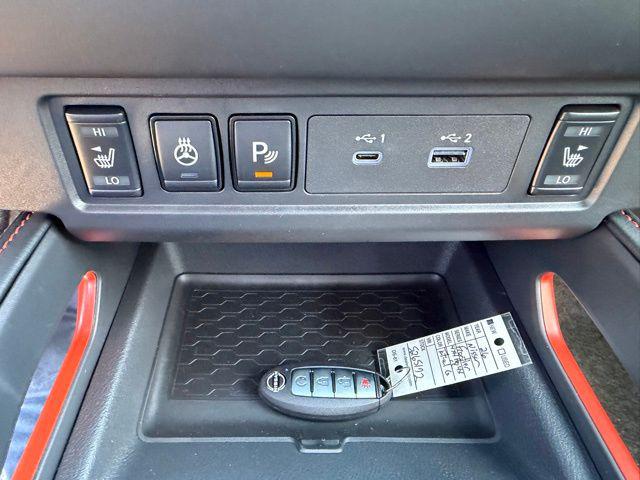 2026 Nissan Frontier Crew Cab PRO-4X 4x4