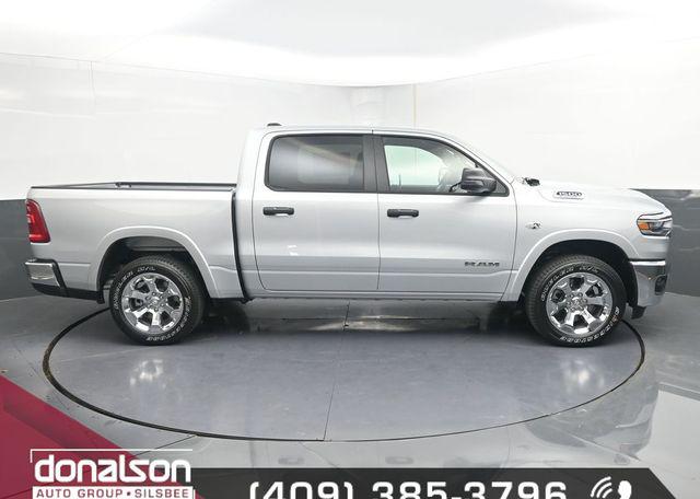 2026 Ram 1500 Lone Star Crew Cab 4x4 5'7" Box