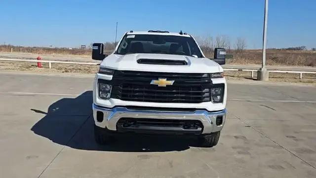 2026 Chevrolet Silverado 2500HD Double Cab, Standard Bed, WT, 4WD