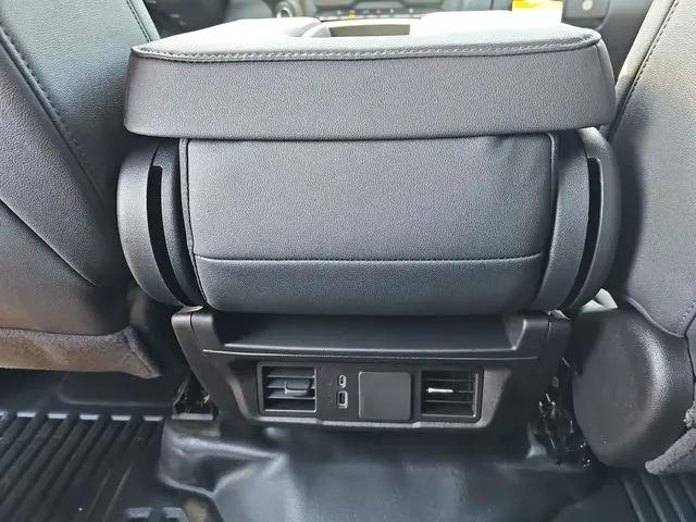 2026 Chevrolet Silverado 2500HD Double Cab, Standard Bed, WT, 4WD
