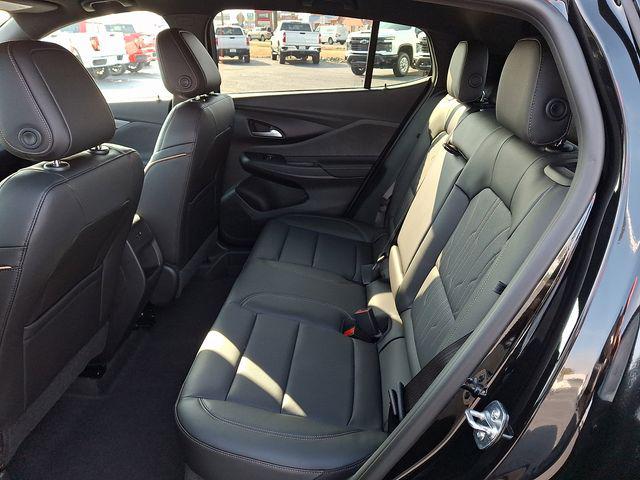 2026 Buick NV Avenir FWD