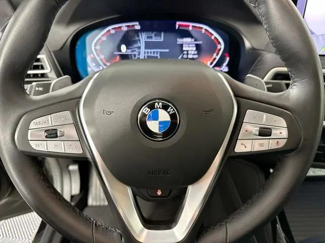 2025 BMW X4 xDrive30i