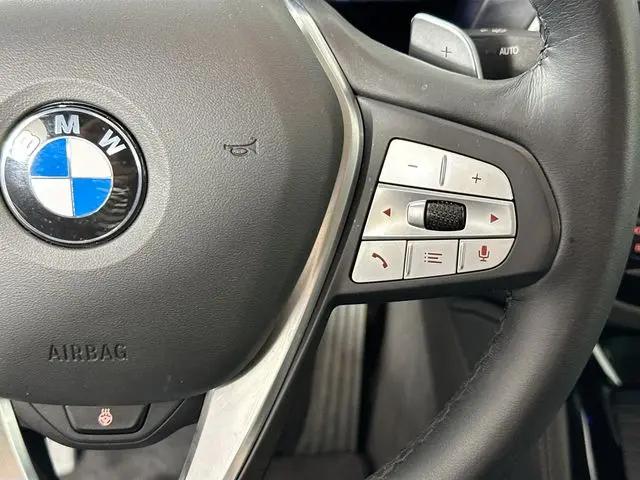 2025 BMW X4 xDrive30i