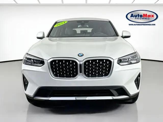 2025 BMW X4 xDrive30i