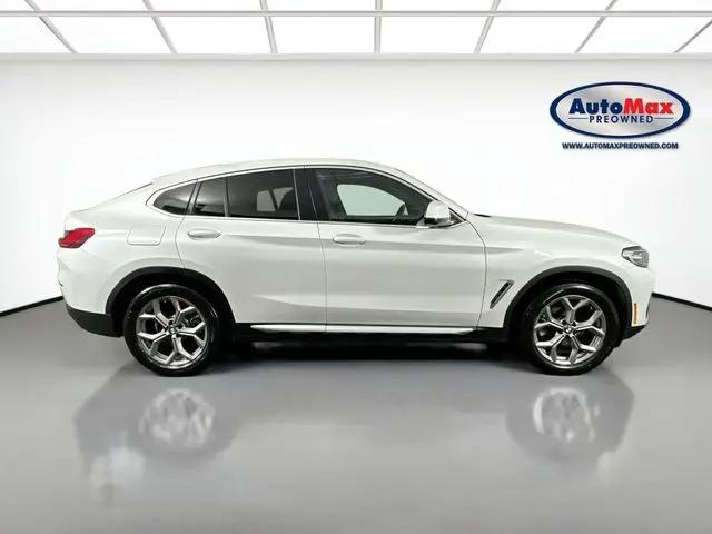 2025 BMW X4 xDrive30i