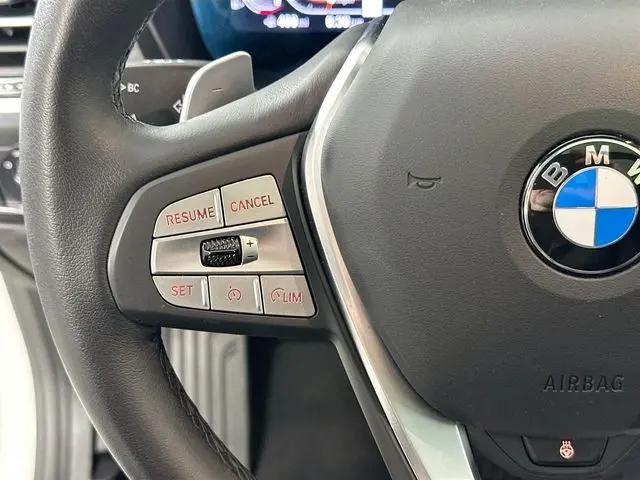 2025 BMW X4 xDrive30i