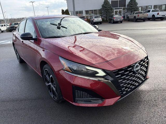 2025 Nissan Altima SR AWD