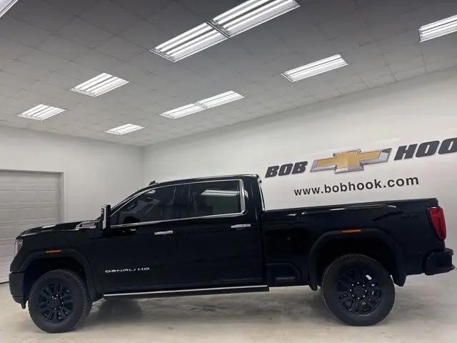 2021 GMC Sierra 2500HD 4WD Crew Cab Standard Bed Denali