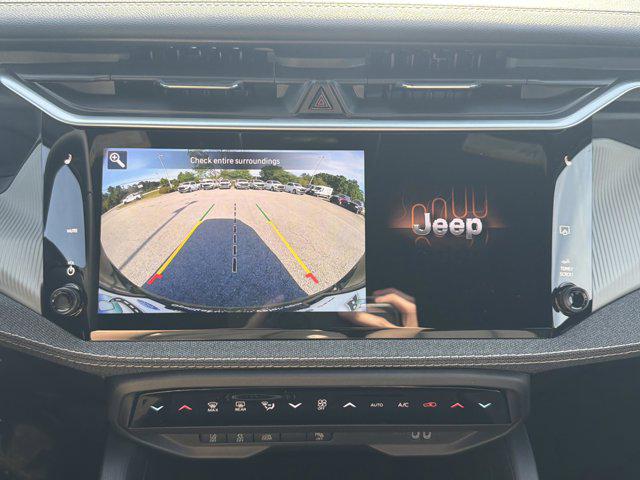 2026 Jeep Cherokee Laredo 4x4