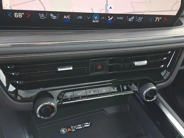 2026 Chevrolet Tahoe 4WD Premier