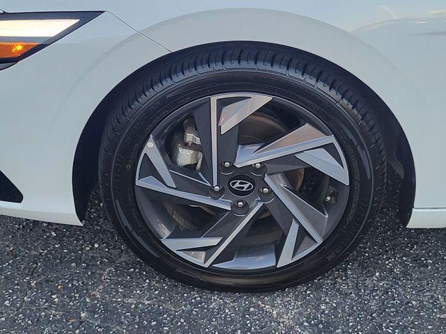 Used 2025 Hyundai Elantra For Sale in Florence, SC