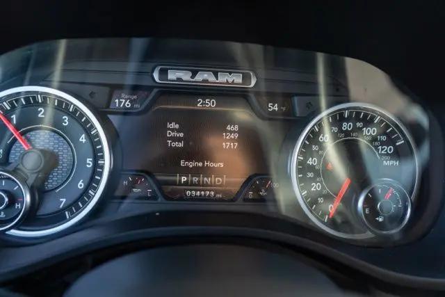2022 Ram 1500 Big Horn Crew Cab 4x4 5'7" Box