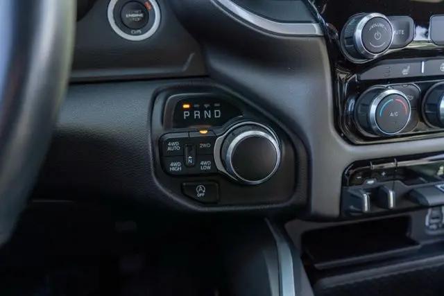 2022 Ram 1500 Big Horn Crew Cab 4x4 5'7" Box