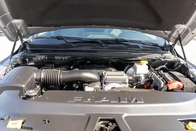 2022 Ram 1500 Big Horn Crew Cab 4x4 5'7" Box