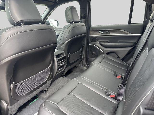 2026 Jeep Grand Cherokee Limited 4x4