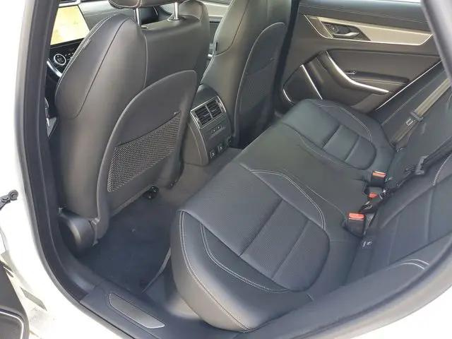 2024 Jaguar XF R-Dynamic SE P250 AWD Automatic