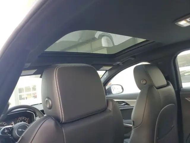 2024 Jaguar XF R-Dynamic SE P250 AWD Automatic