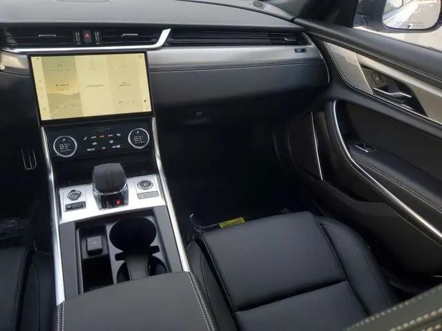 2024 Jaguar XF R-Dynamic SE P250 AWD Automatic