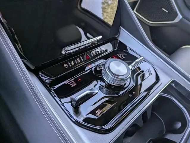 2026 Jeep Grand Wagoneer Upland