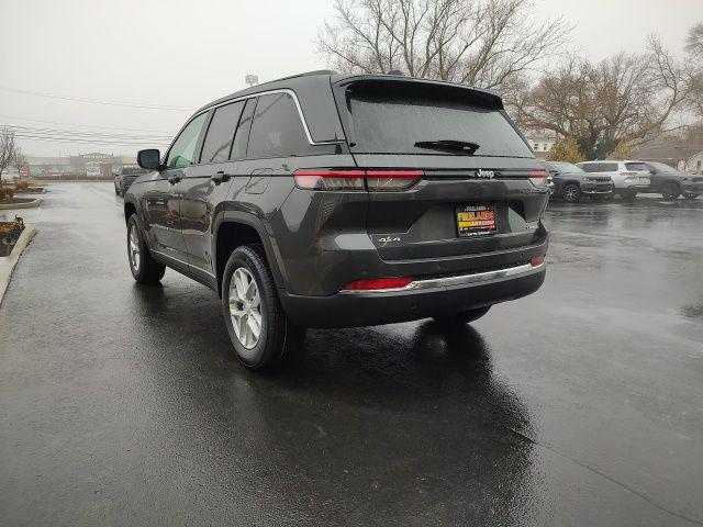 2026 Jeep Grand Cherokee Laredo 4x4