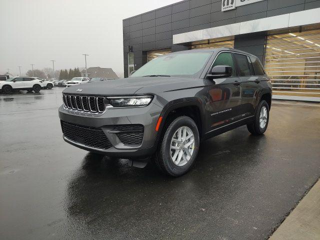2026 Jeep Grand Cherokee Laredo 4x4