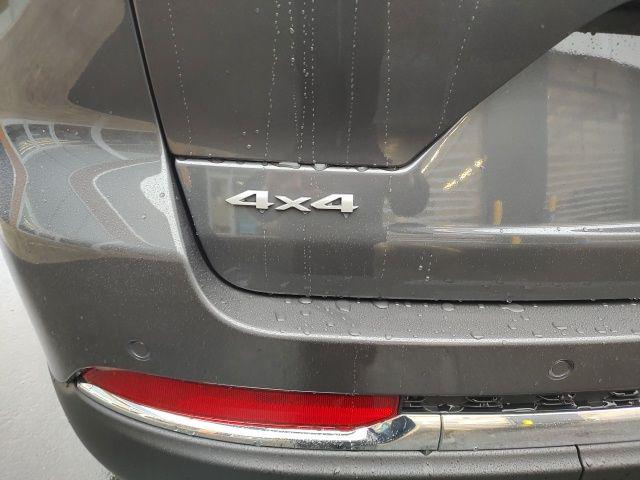 2026 Jeep Grand Cherokee Laredo 4x4