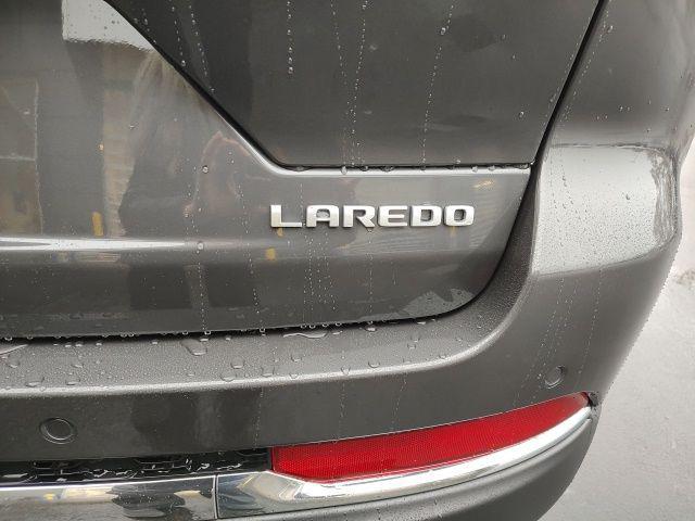 2026 Jeep Grand Cherokee Laredo 4x4