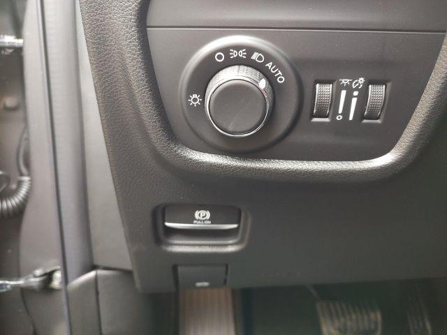2026 Jeep Grand Cherokee Laredo 4x4
