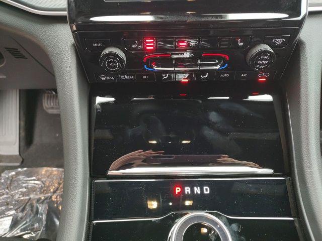 2026 Jeep Grand Cherokee Laredo 4x4