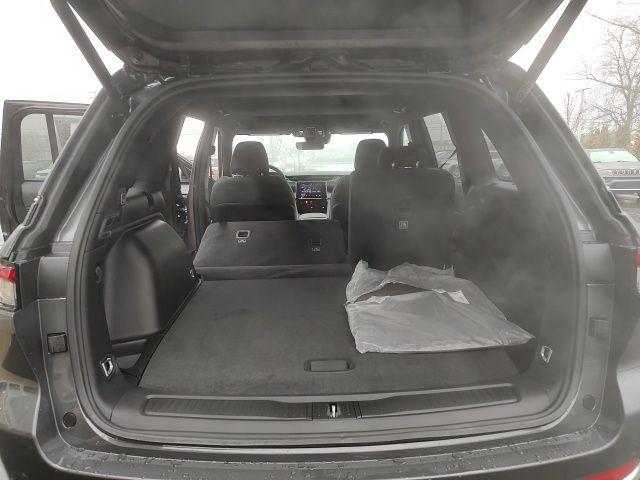 2026 Jeep Grand Cherokee Laredo 4x4