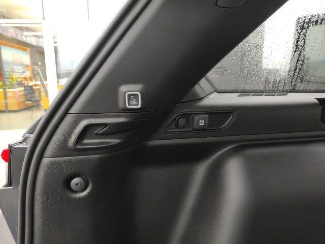2026 Jeep Grand Cherokee Laredo 4x4