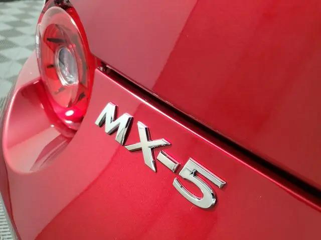 2026 Mazda MX-5 Sport