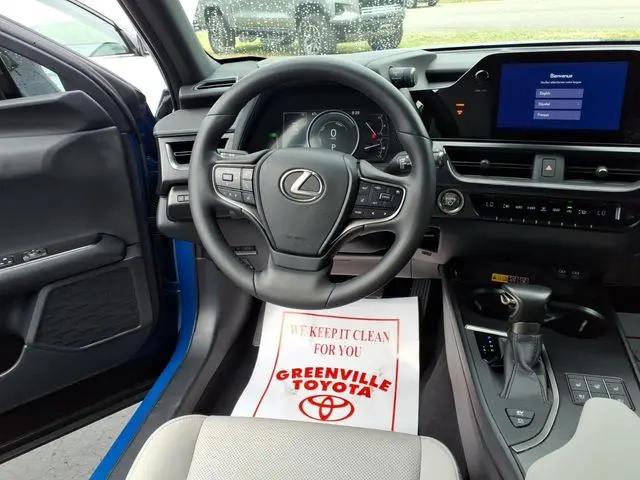 2024 Lexus UX 250h Premium