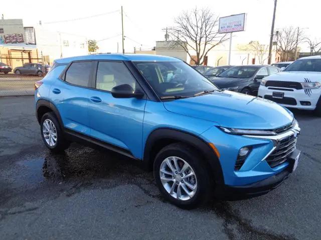 2025 Chevrolet TrailBlazer AWD LS