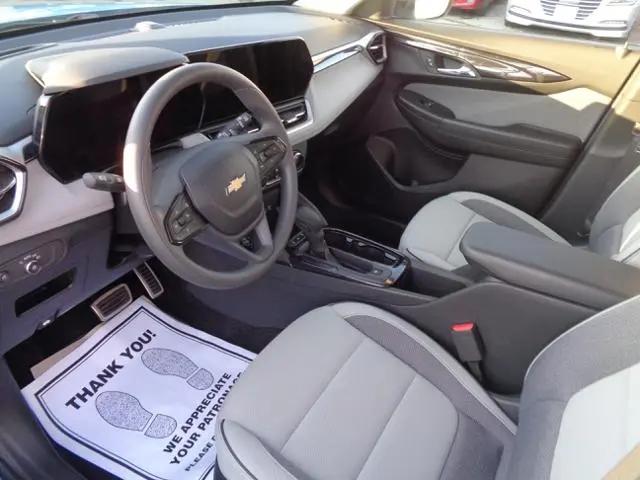 2025 Chevrolet TrailBlazer AWD LS