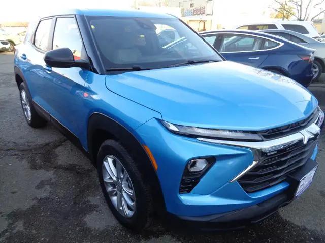 2025 Chevrolet TrailBlazer AWD LS