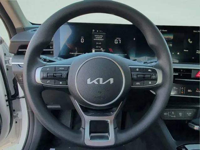 2026 Kia K5 LXS FWD