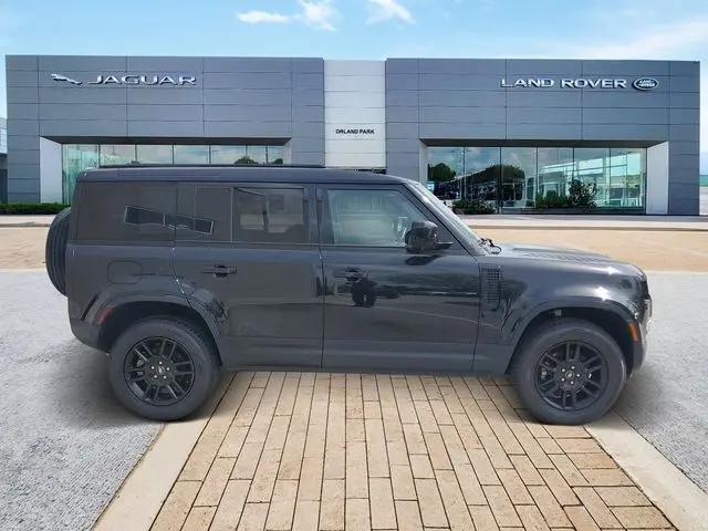 2025 Land Rover Defender 110 P300