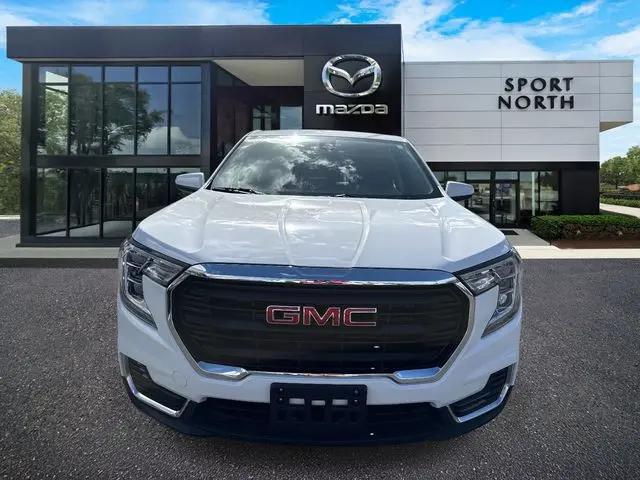 2024 GMC Terrain FWD SLE