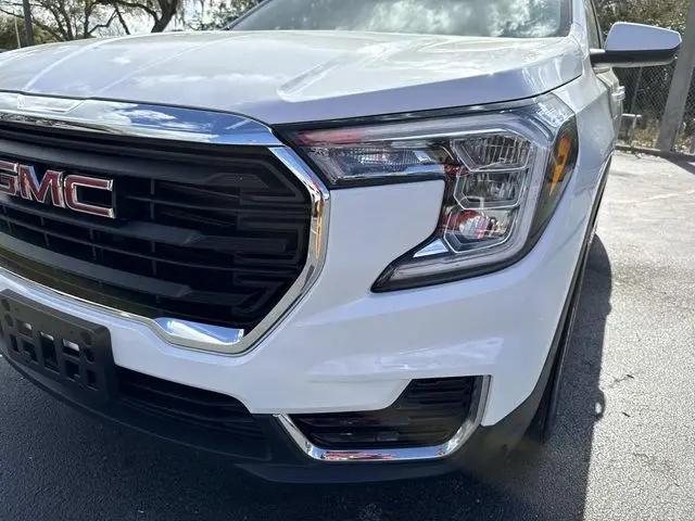 2024 GMC Terrain FWD SLE
